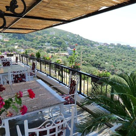 Vila Panorama Piqeras Bed & Breakfast エクステリア 写真