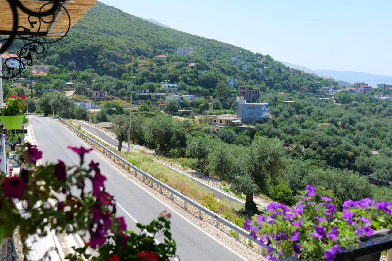 Vila Panorama Piqeras Bed & Breakfast エクステリア 写真