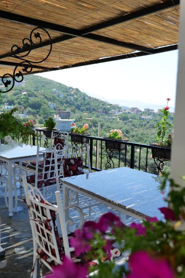 Vila Panorama Piqeras Bed & Breakfast エクステリア 写真