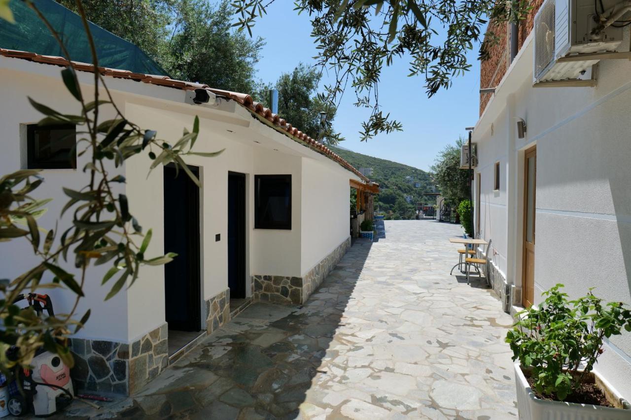 Vila Panorama Piqeras Bed & Breakfast エクステリア 写真