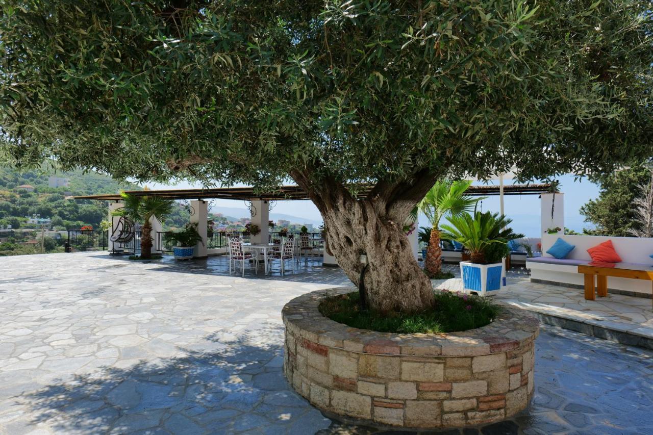 Vila Panorama Piqeras Bed & Breakfast エクステリア 写真