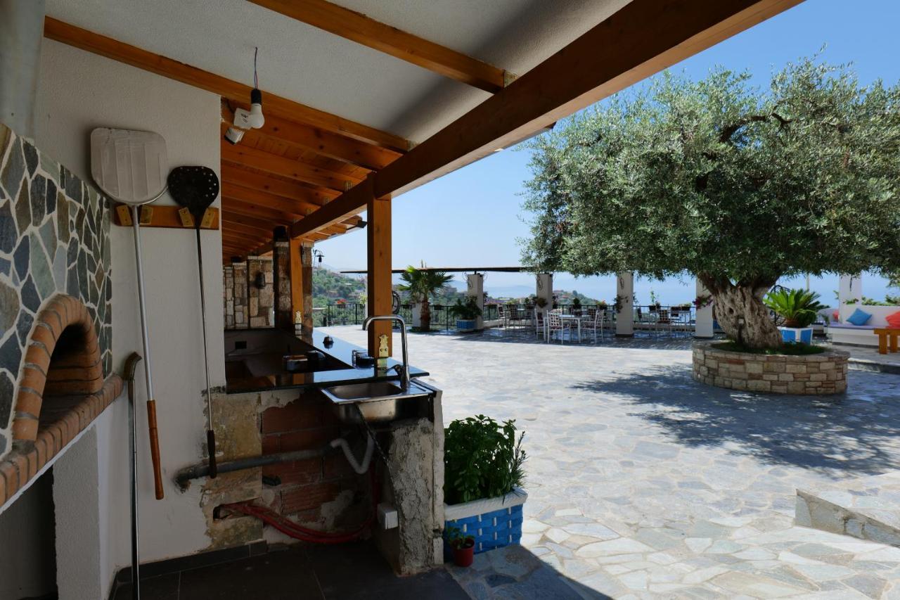 Vila Panorama Piqeras Bed & Breakfast エクステリア 写真