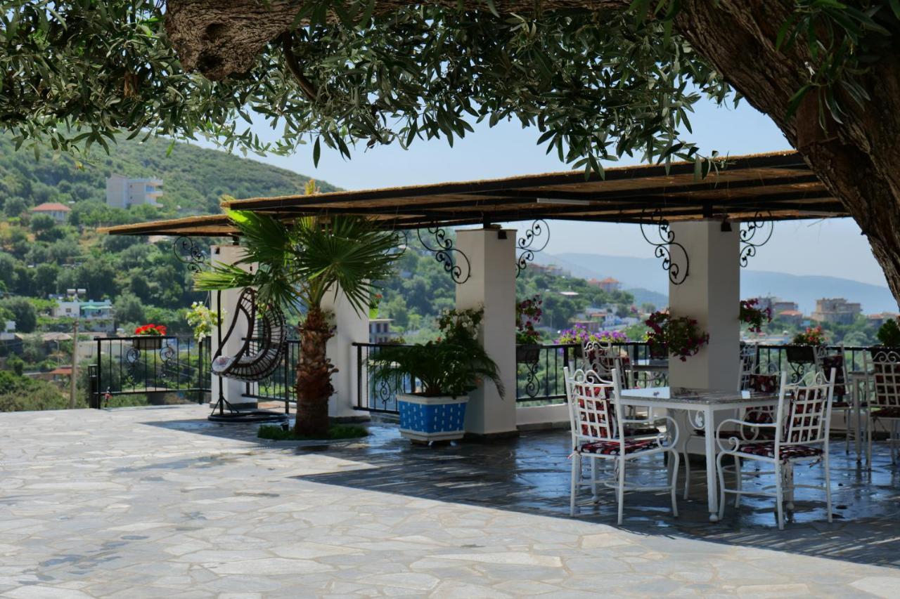 Vila Panorama Piqeras Bed & Breakfast エクステリア 写真