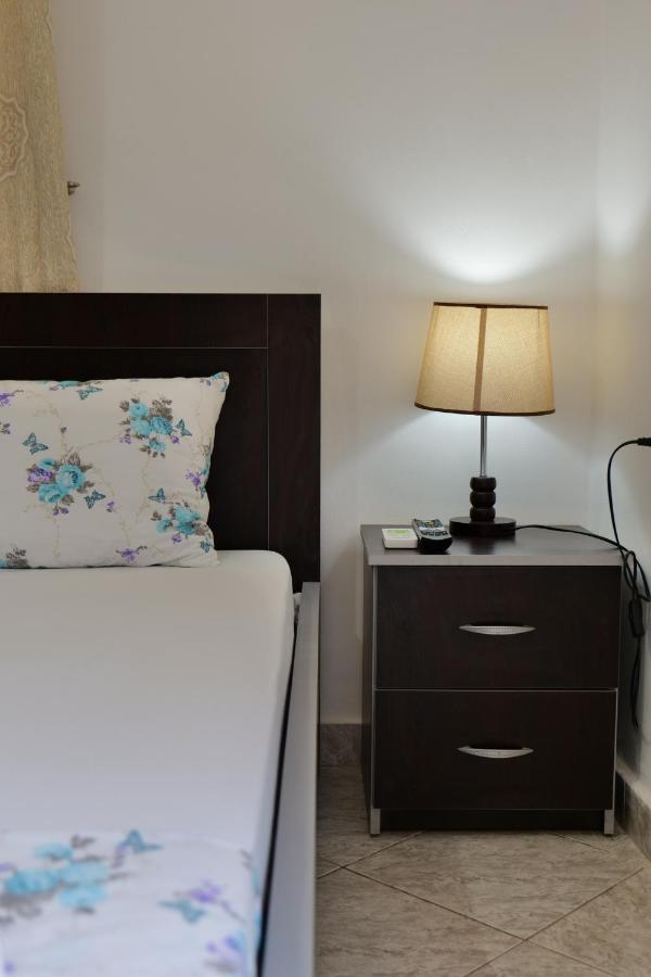Vila Panorama Piqeras Bed & Breakfast エクステリア 写真