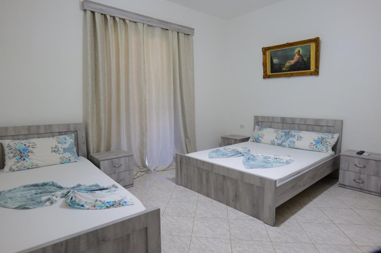 Vila Panorama Piqeras Bed & Breakfast エクステリア 写真